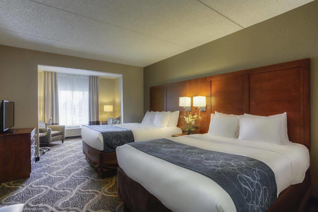 Comfort Suites Pineville - Ballantyne Area Exterior foto